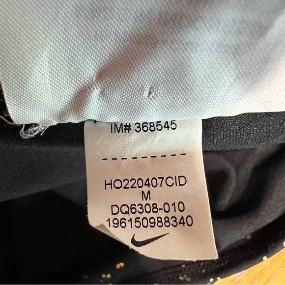 Nike Women's Icon Clash Metallic Gold Training Leggings Size M - Picture 8 of 11